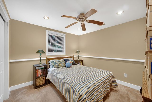 51 Lakeview Drive, Valparaiso, IN 46383