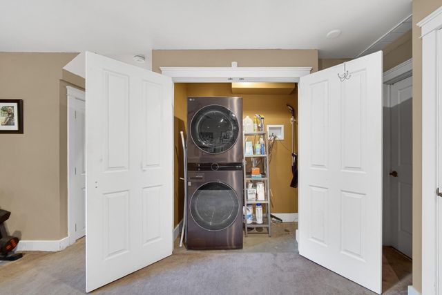 51 Lakeview Drive, Valparaiso, IN 46383