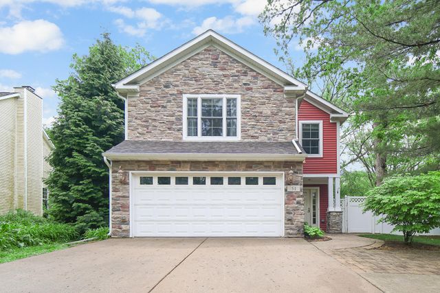 51 Lakeview Drive, Valparaiso, IN 46383