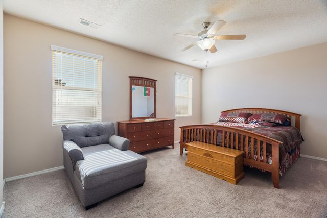 2810 Arce Lane SE, Rio Rancho, NM 87124