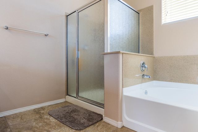 2810 Arce Lane SE, Rio Rancho, NM 87124