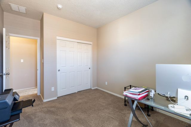 2810 Arce Lane SE, Rio Rancho, NM 87124