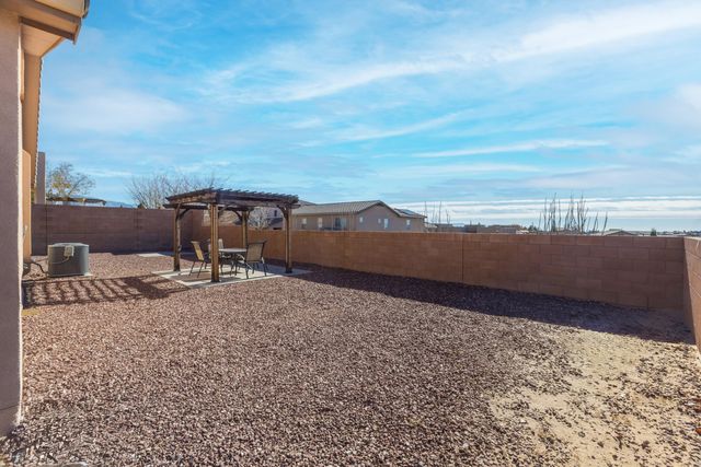 2810 Arce Lane SE, Rio Rancho, NM 87124