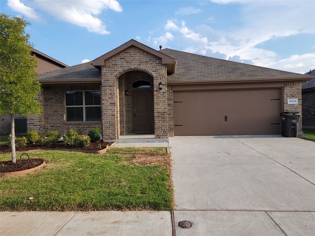 6333 Porthole Lane, Fort Worth, TX 76179