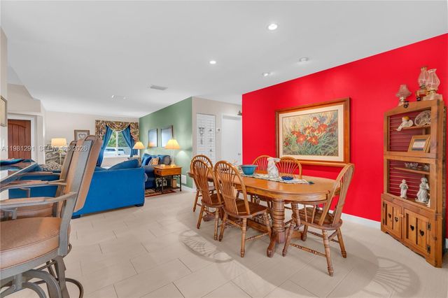 11611 SW 106th Ter, Miami, FL 33176