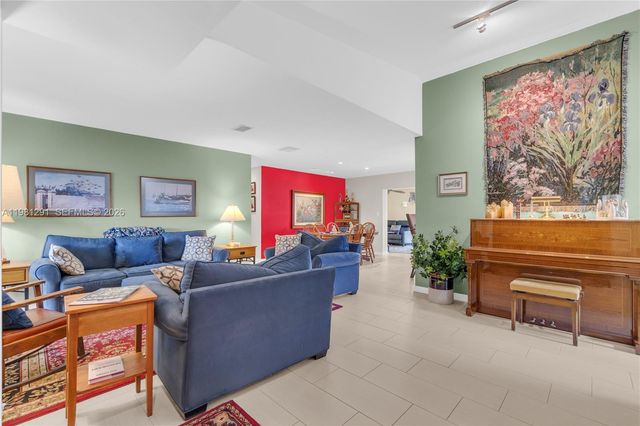 11611 SW 106th Ter, Miami, FL 33176