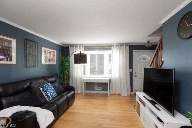 102 Gold St, Green Brook Twp., NJ 08812