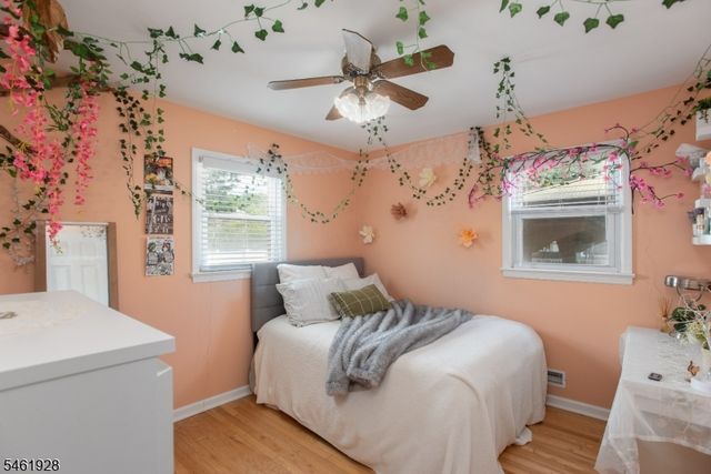 102 Gold St, Green Brook Twp., NJ 08812