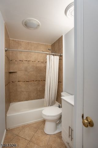 102 Gold St, Green Brook Twp., NJ 08812