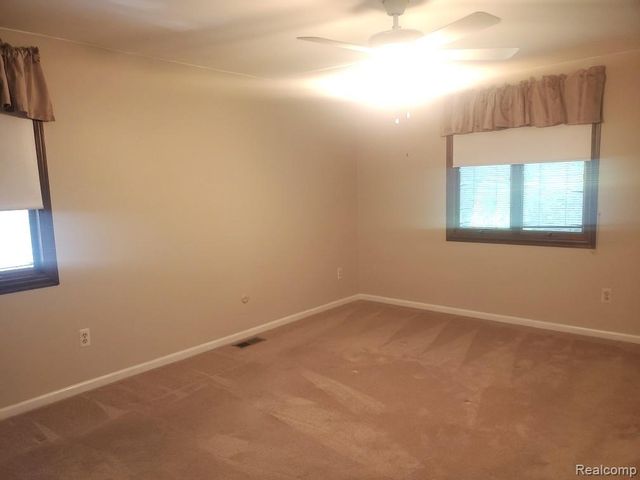 5057 Prentis Drive, Troy, MI 48085