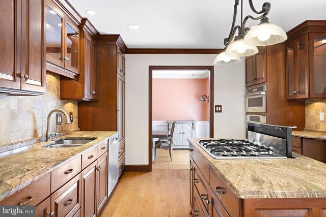 11 PRINCETON AVE, Egg Harbor Township, NJ 08234