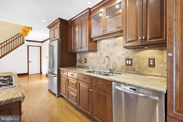 11 PRINCETON AVE, Egg Harbor Township, NJ 08234