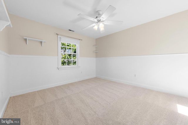 11 PRINCETON AVE, Egg Harbor Township, NJ 08234