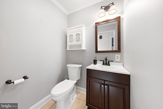 11 PRINCETON AVE, Egg Harbor Township, NJ 08234