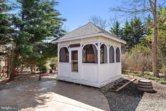 11 PRINCETON AVE, Egg Harbor Township, NJ 08234