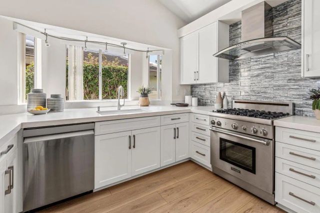4811 Courageous Lane, Carlsbad, CA 92008