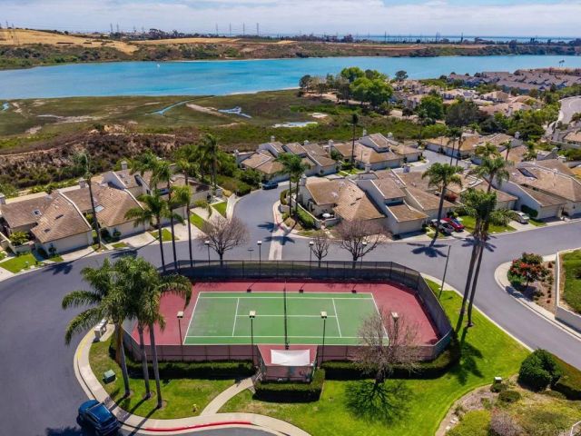 4811 Courageous Lane, Carlsbad, CA 92008
