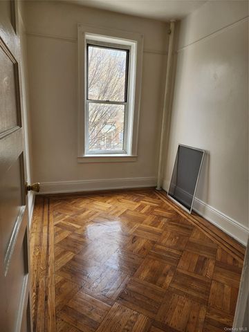 47-12 39th Place 2nd Floor, Sunnyside, NY 11104