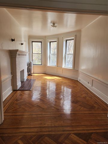 47-12 39th Place 2nd Floor, Sunnyside, NY 11104