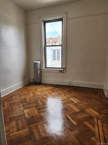 47-12 39th Place 2nd Floor, Sunnyside, NY 11104