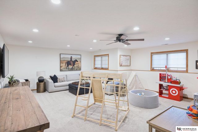 3310 Potomac Drive, Lincoln, NE 68516