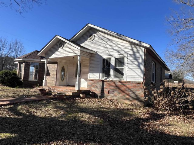 10137 Hwy 22, Michie, TN 38357