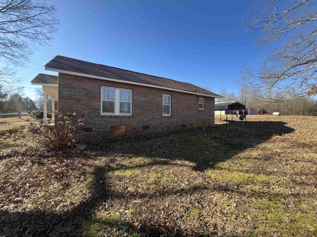 10137 Hwy 22, Michie, TN 38357