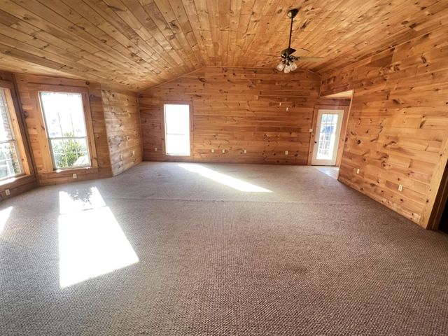 10137 Hwy 22, Michie, TN 38357