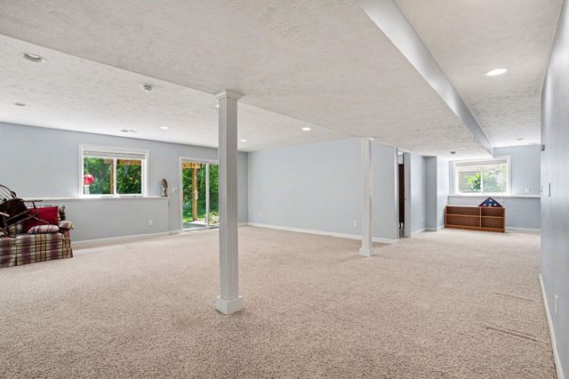 8216 Pattiwood Lane, Richland Vllg, MI 49083