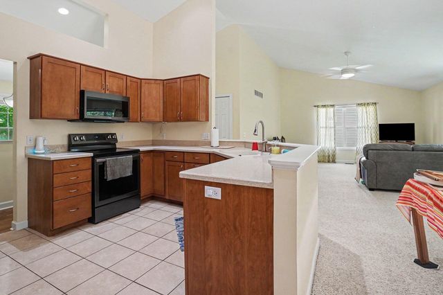 8216 Pattiwood Lane, Richland Vllg, MI 49083