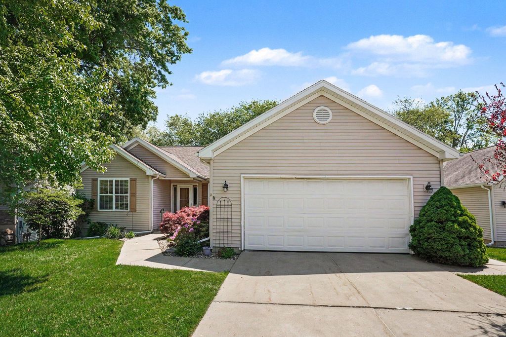 8216 Pattiwood Lane, Richland Vllg, MI 49083