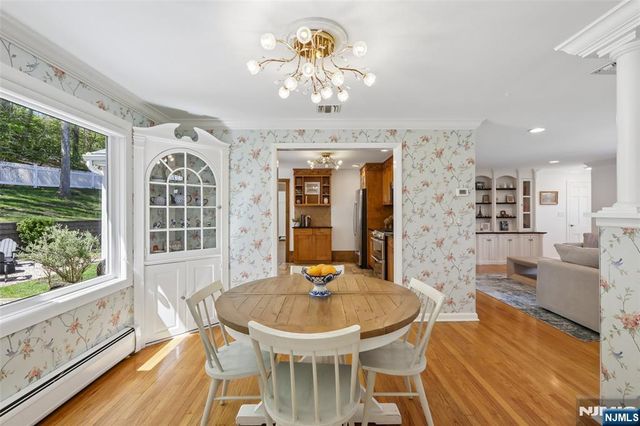63 Danebury Downs, Upper Saddle River, NJ 07458