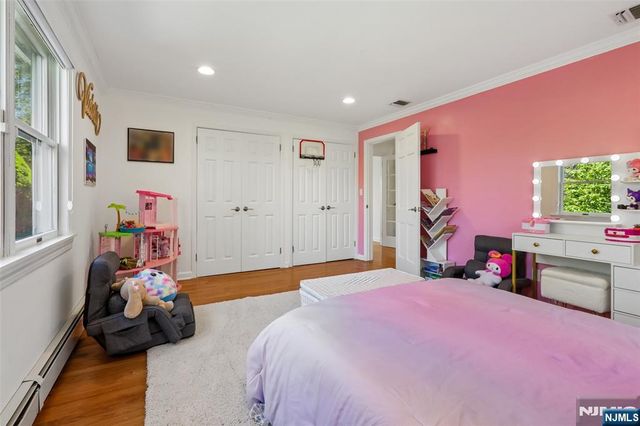 63 Danebury Downs, Upper Saddle River, NJ 07458