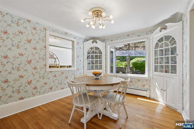 63 Danebury Downs, Upper Saddle River, NJ 07458