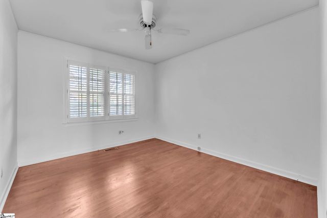 10 Trent Drive, Taylors, SC 29687