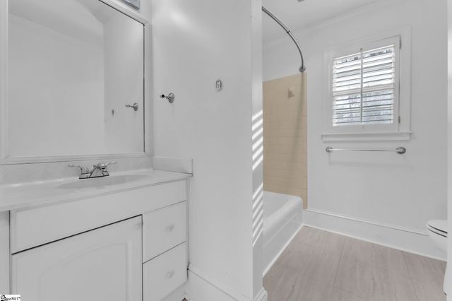 10 Trent Drive, Taylors, SC 29687