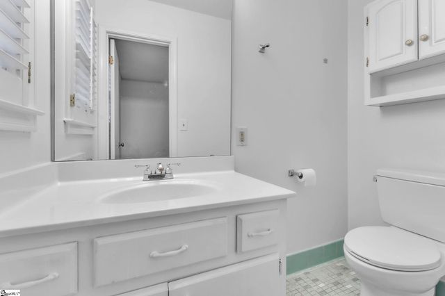 10 Trent Drive, Taylors, SC 29687