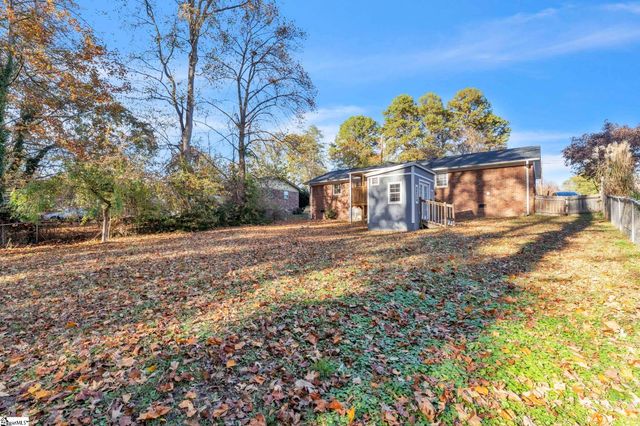 10 Trent Drive, Taylors, SC 29687