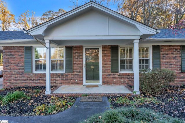 10 Trent Drive, Taylors, SC 29687