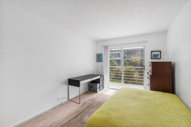 321 Fanshaw H, Boca Raton, FL 33434