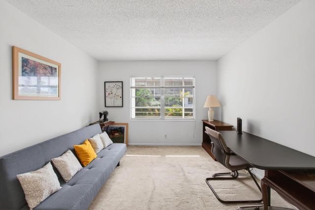 321 Fanshaw H, Boca Raton, FL 33434