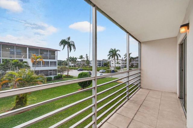 321 Fanshaw H, Boca Raton, FL 33434