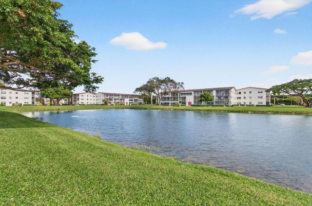 321 Fanshaw H, Boca Raton, FL 33434