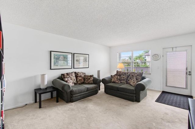 321 Fanshaw H, Boca Raton, FL 33434