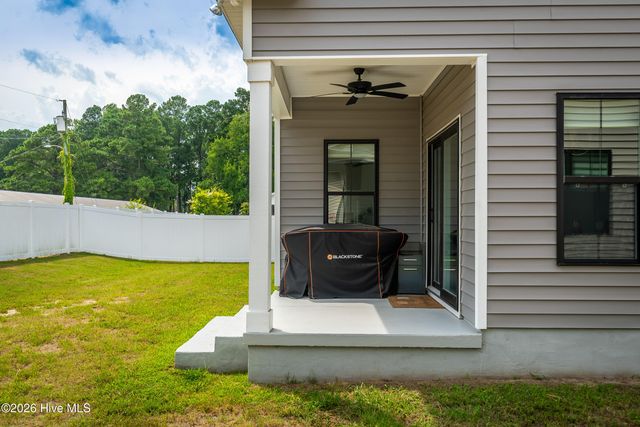 1056 Montevallo Lane, Ayden, NC 28513