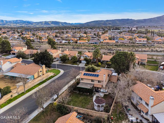 1147 Garnet Avenue, Palmdale, CA 93550