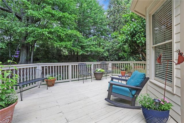550 Heron Run Court, Milton, GA 30004