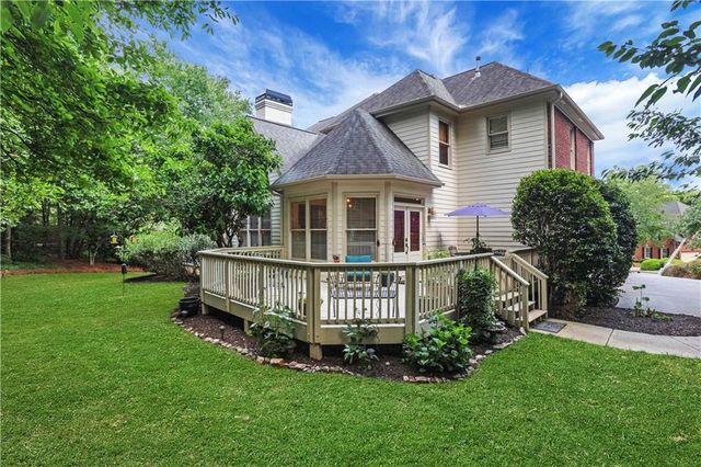 550 Heron Run Court, Milton, GA 30004