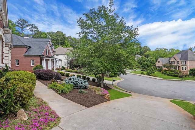 550 Heron Run Court, Milton, GA 30004