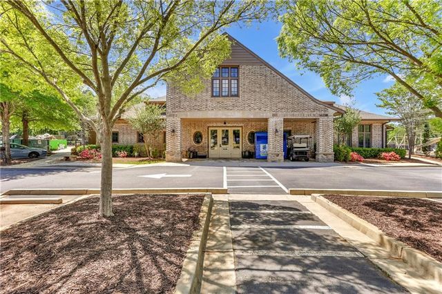 550 Heron Run Court, Milton, GA 30004